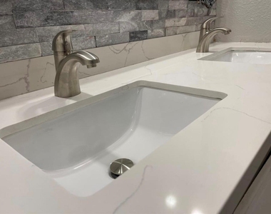 9711 Linkmeadow Lane - Photo Thumbnail 7