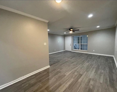 9711 Linkmeadow Lane - Photo Thumbnail 6