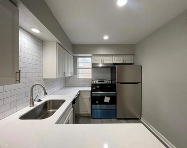9711 Linkmeadow Lane - Photo Thumbnail 1