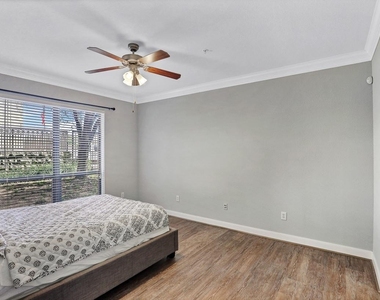 2299 Lone Star Drive - Photo Thumbnail 12