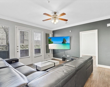2299 Lone Star Drive - Photo Thumbnail 5
