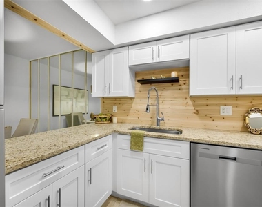 2900 Lichen Lane - Photo Thumbnail 6
