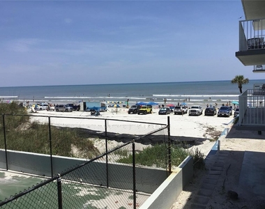 1571 S Atlantic Avenue - Photo Thumbnail 9