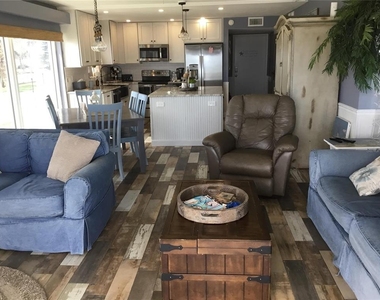 1571 S Atlantic Avenue - Photo Thumbnail 3