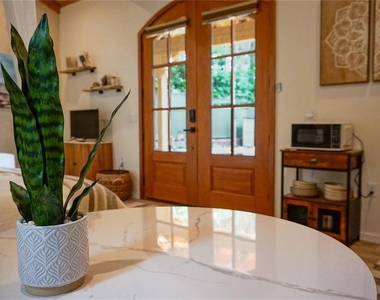 229 E 6th Avenue - Photo Thumbnail 62