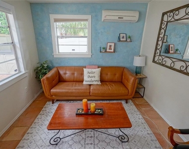229 E 6th Avenue - Photo Thumbnail 17