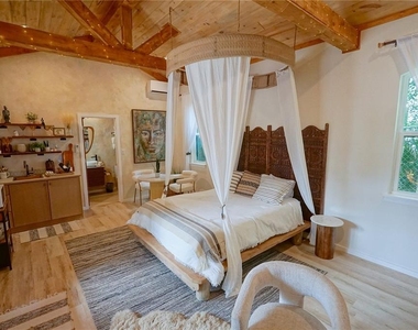 229 E 6th Avenue - Photo Thumbnail 51