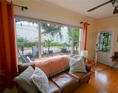 229 E 6th Avenue - Photo Thumbnail 8