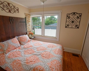 229 E 6th Avenue - Photo Thumbnail 21
