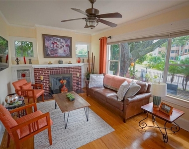 229 E 6th Avenue - Photo Thumbnail 3