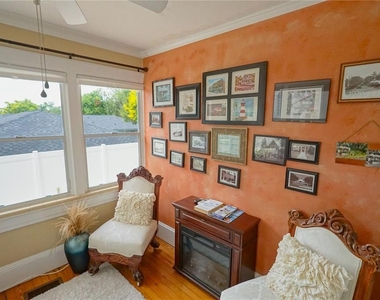 229 E 6th Avenue - Photo Thumbnail 7