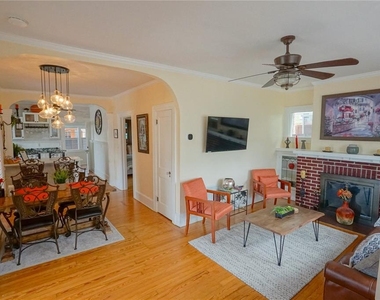 229 E 6th Avenue - Photo Thumbnail 10