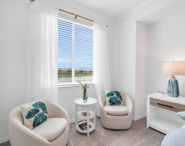 14214 Heritage Landing Boulevard - Photo Thumbnail 27