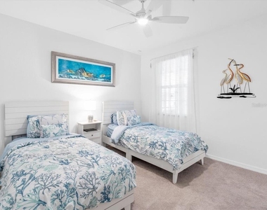 14214 Heritage Landing Boulevard - Photo Thumbnail 32