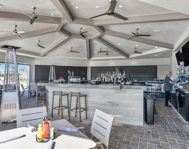 14214 Heritage Landing Boulevard - Photo Thumbnail 72