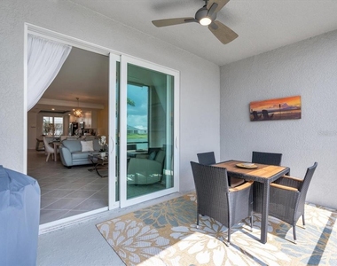14214 Heritage Landing Boulevard - Photo Thumbnail 37