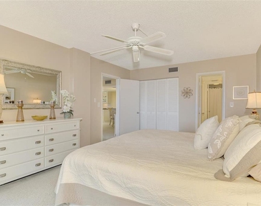 6114 43rd Street W - Photo Thumbnail 11