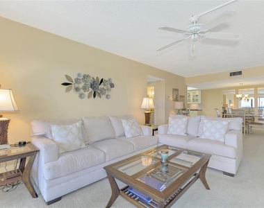 6114 43rd Street W - Photo Thumbnail 6