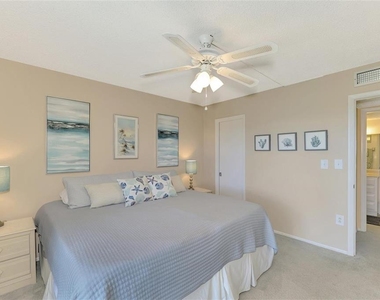 6114 43rd Street W - Photo Thumbnail 13