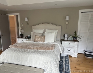 880 Wakefield Boulevard - Photo Thumbnail 13