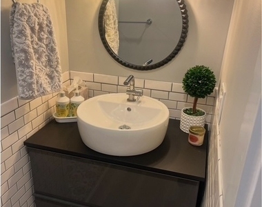 880 Wakefield Boulevard - Photo Thumbnail 30