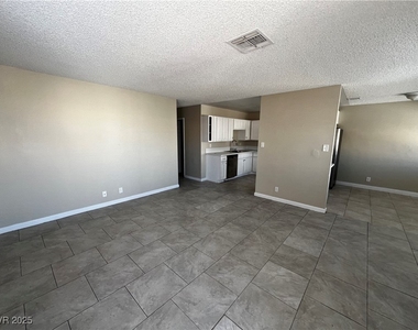 6941 Appleton Drive - Photo Thumbnail 3