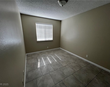 6941 Appleton Drive - Photo Thumbnail 14