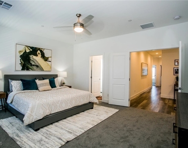 10520 Prospering Valley Way - Photo Thumbnail 2