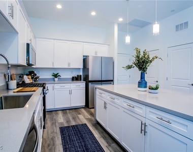 10520 Prospering Valley Way - Photo Thumbnail 1