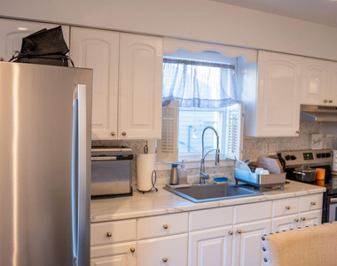 73 Maple Avenue - Photo Thumbnail 25
