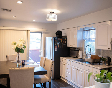 73 Maple Avenue - Photo Thumbnail 23