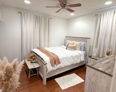 73 Maple Avenue - Photo Thumbnail 21
