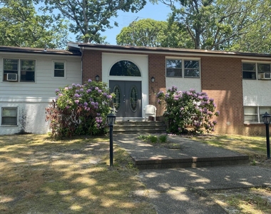 275 Garfield Avenue - Photo Thumbnail 1