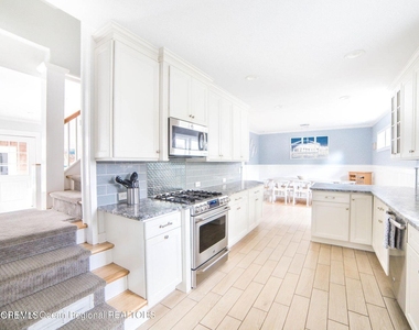 413 Main Avenue - Photo Thumbnail 4