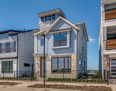 722 Resort Drive - Photo Thumbnail 1