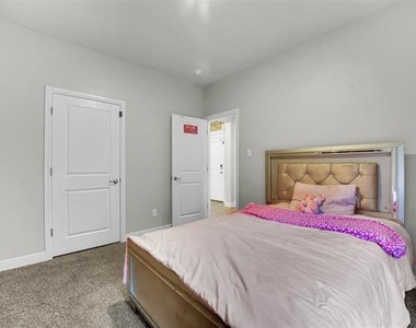 1120 Gillespie Drive - Photo Thumbnail 17