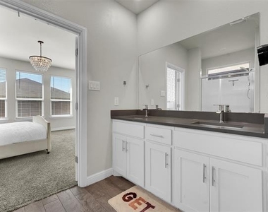 1120 Gillespie Drive - Photo Thumbnail 15
