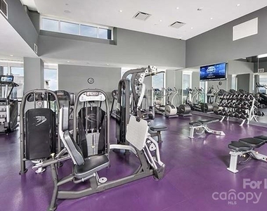 225 S Poplar Street - Photo Thumbnail 11