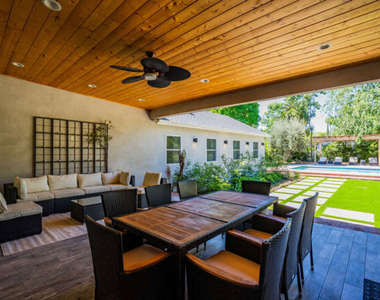 5907 Jumilla Avenue - Photo Thumbnail 2