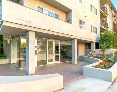 9005 Cynthia Street - Photo Thumbnail 22