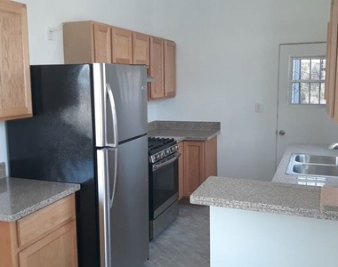 5017 Crenshaw Boulevard - Photo Thumbnail 9