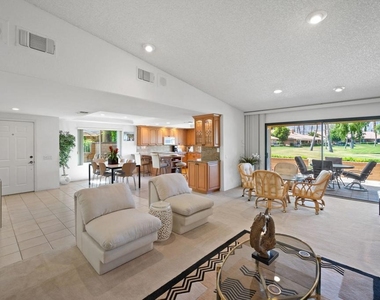 38 Conejo Circle - Photo Thumbnail 12