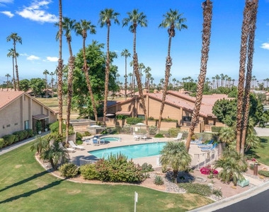 38 Conejo Circle - Photo Thumbnail 3