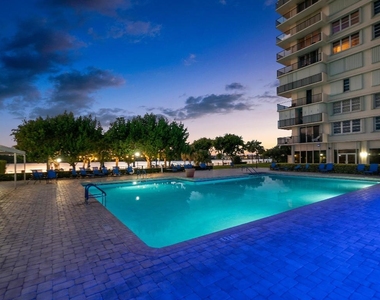 2121 N Ocean Boulevard - Photo Thumbnail 38