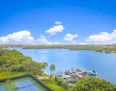 2121 N Ocean Boulevard - Photo Thumbnail 2