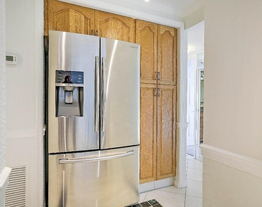 2121 N Ocean Boulevard - Photo Thumbnail 13