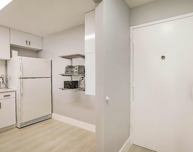 2121 N Ocean Boulevard - Photo Thumbnail 18