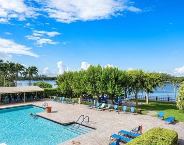 2121 N Ocean Boulevard - Photo Thumbnail 34