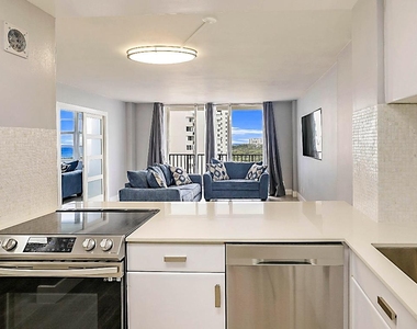 2121 N Ocean Boulevard - Photo Thumbnail 16