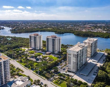 2121 N Ocean Boulevard - Photo Thumbnail 48